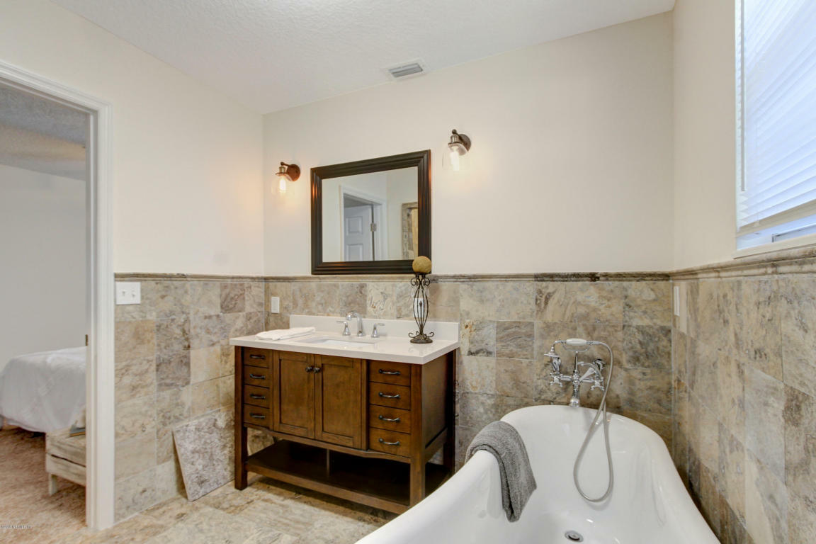 Property Photo:  8557 Walden Road  FL 32244 