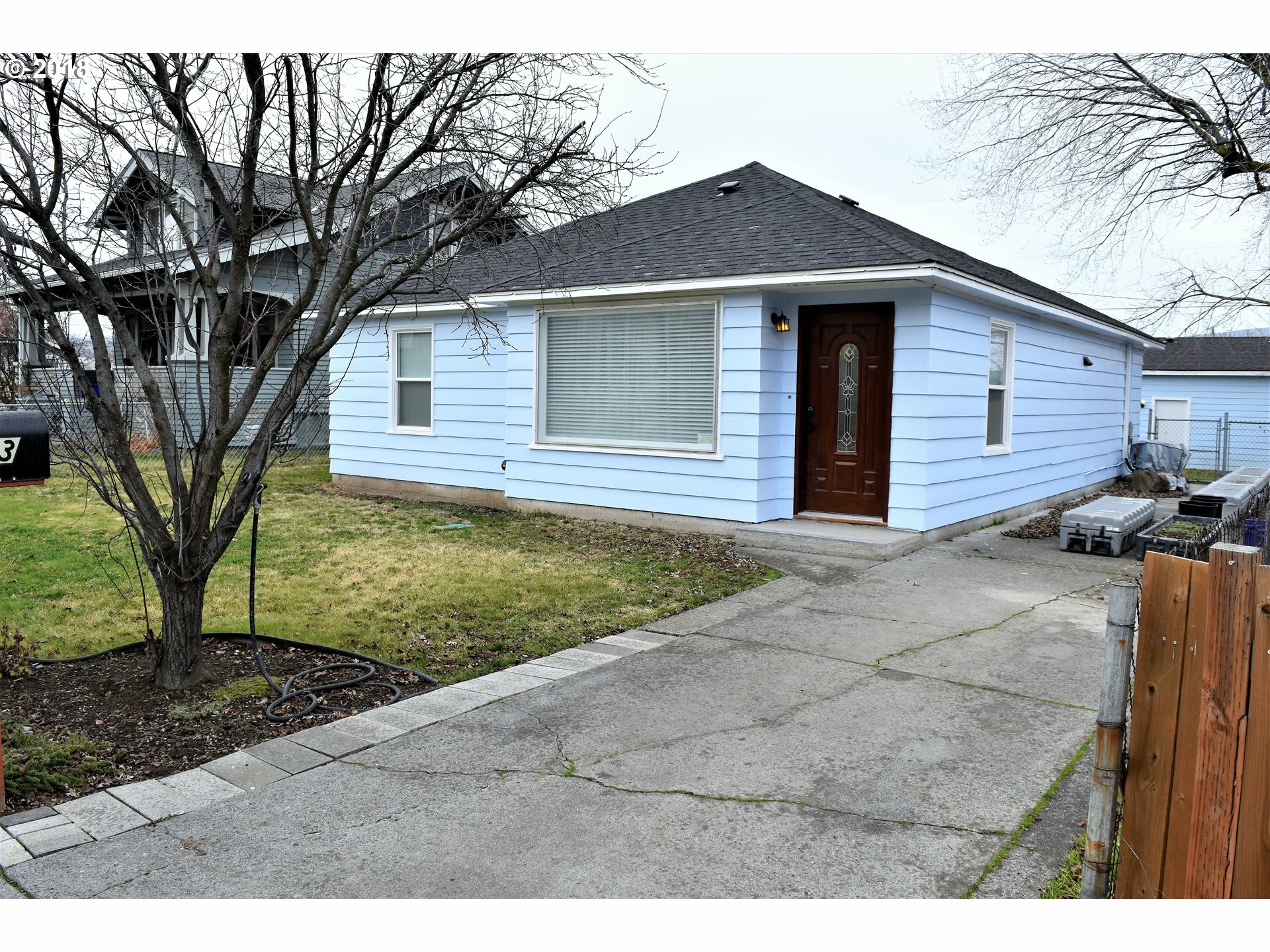 Property Photo: 1203 E 12th OR 97058