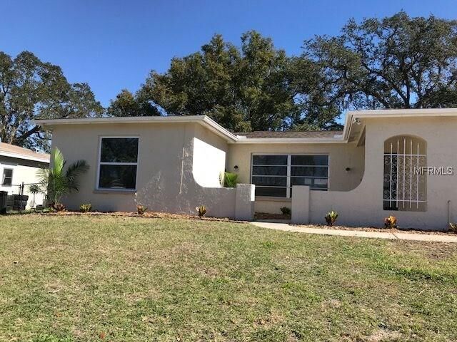 Property Photo: 9034 Richwood Lane FL 34668