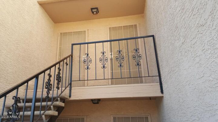 Property Photo: 2330 W Lone Cactus Drive 204 AZ 85027
