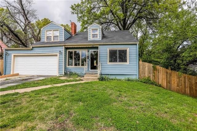 Property Photo:  1336 E 75th Street  MO 64131 