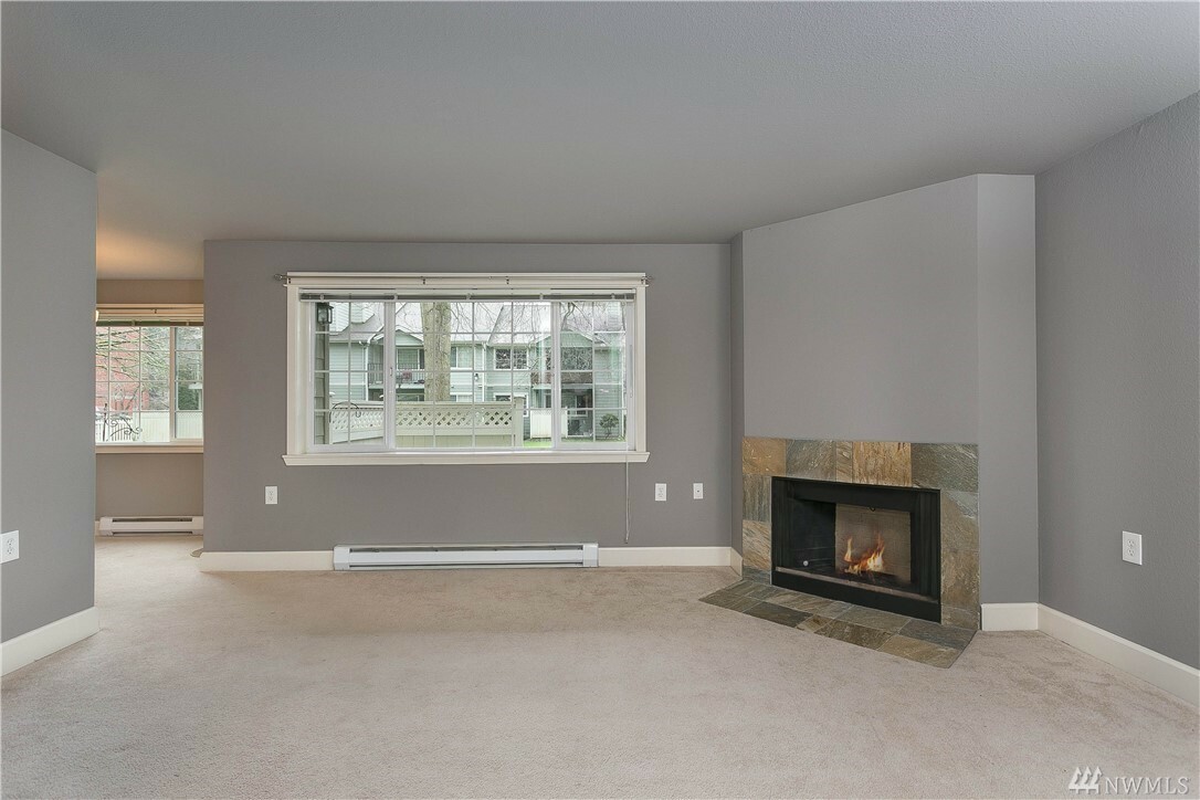 Property Photo:  755 5th Ave NW A103  WA 98027 