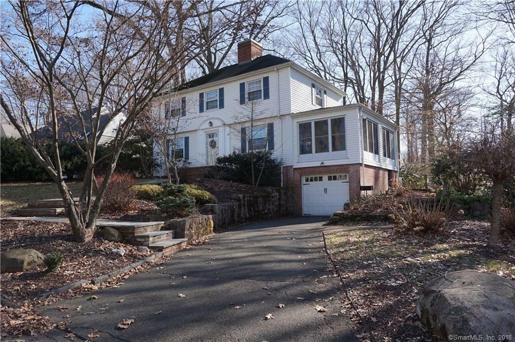 Property Photo:  39 Knollwood Road  CT 06473 