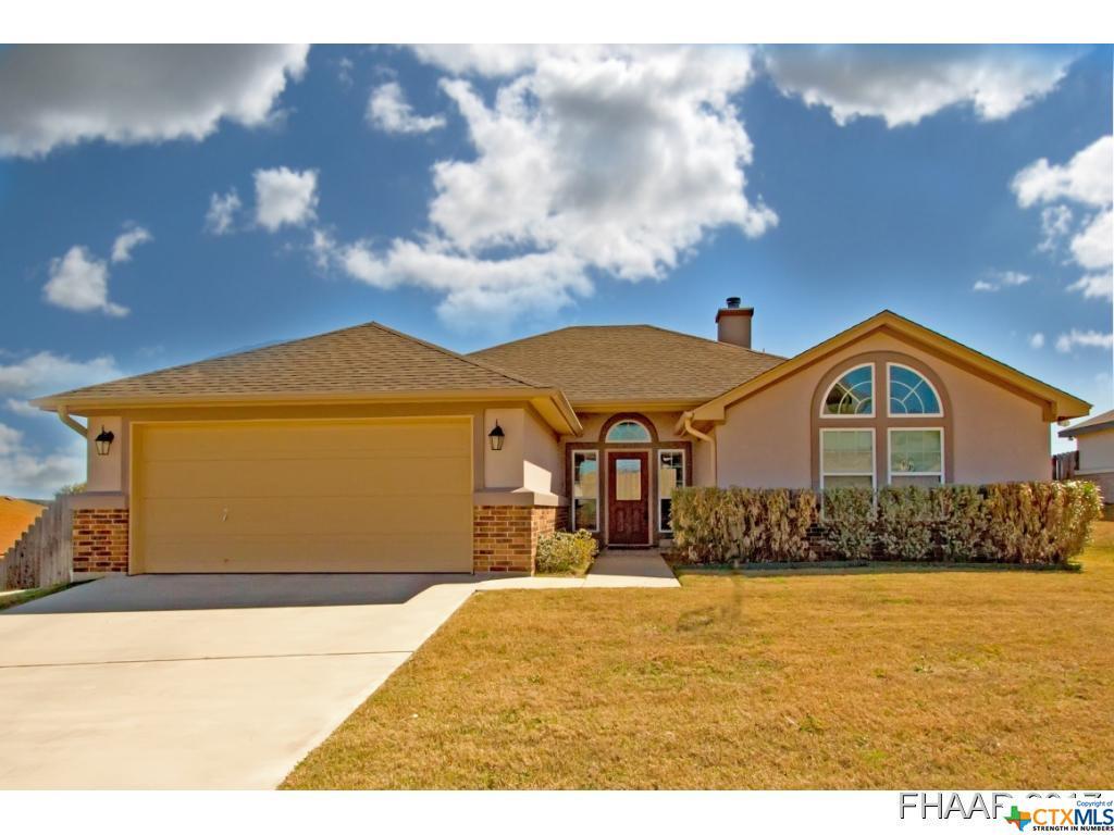 Property Photo: 1701 Dream Catcher TX 76522