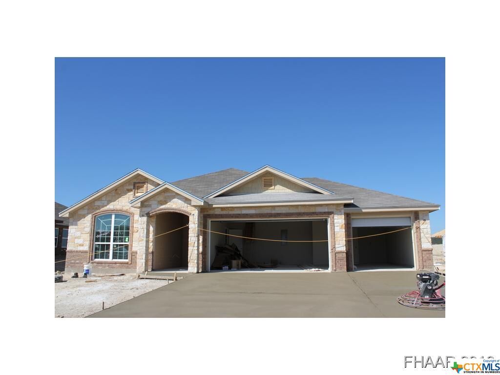 Property Photo: 7101 American West TX 76549