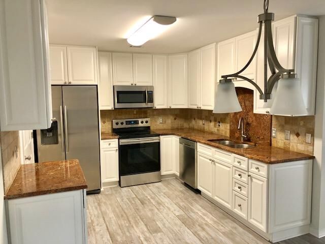 Property Photo: 92 Whispering Pine Court FL 32459