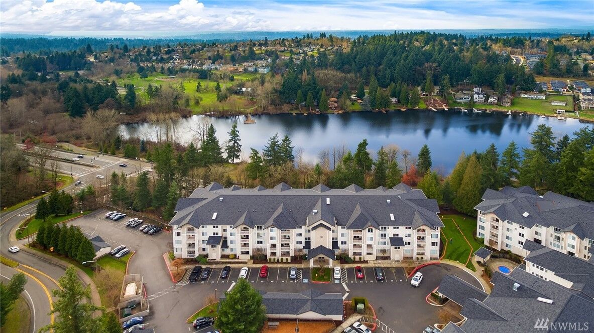 Property Photo:  13301 SE 79th Place C301  WA 98059 