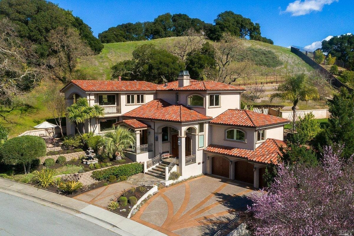 Property Photo: 20 Samrose Drive CA 94945