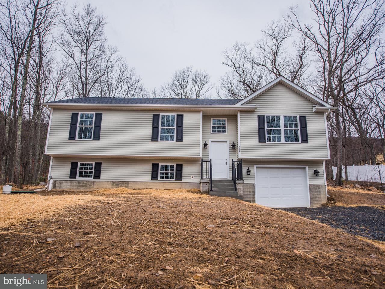 Property Photo:  304 Graywolf Trail  VA 22602 