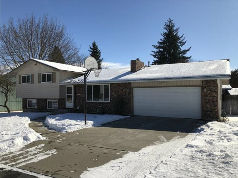 Property Photo: 2206 E 48th Ave WA 99223