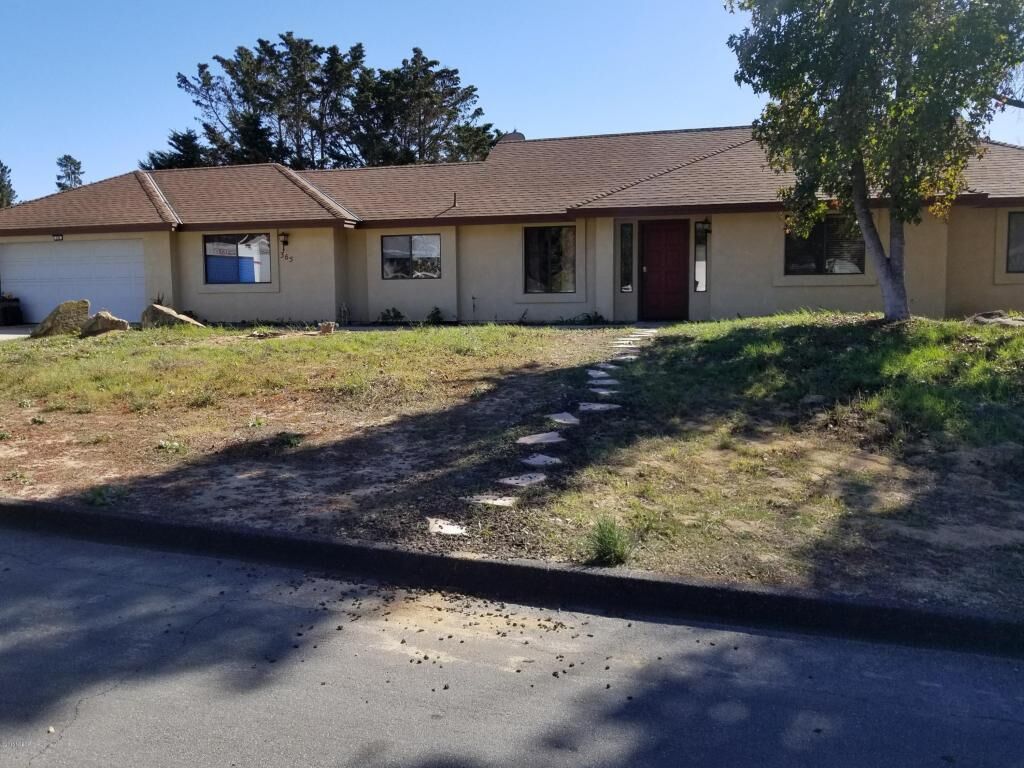 Property Photo:  365 Lantana Street  CA 93444 