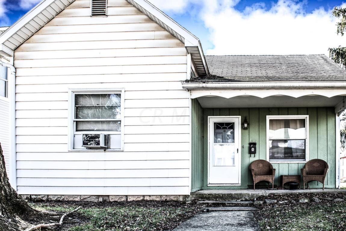Property Photo: 131 S Chester Street OH 43162