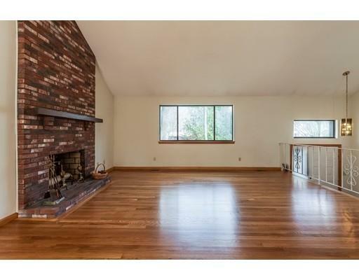 Property Photo: 14 Garden Path MA 01778