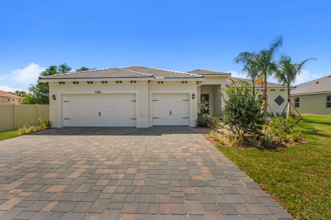 Property Photo:  7386 SW Kantner Drive  FL 34997 