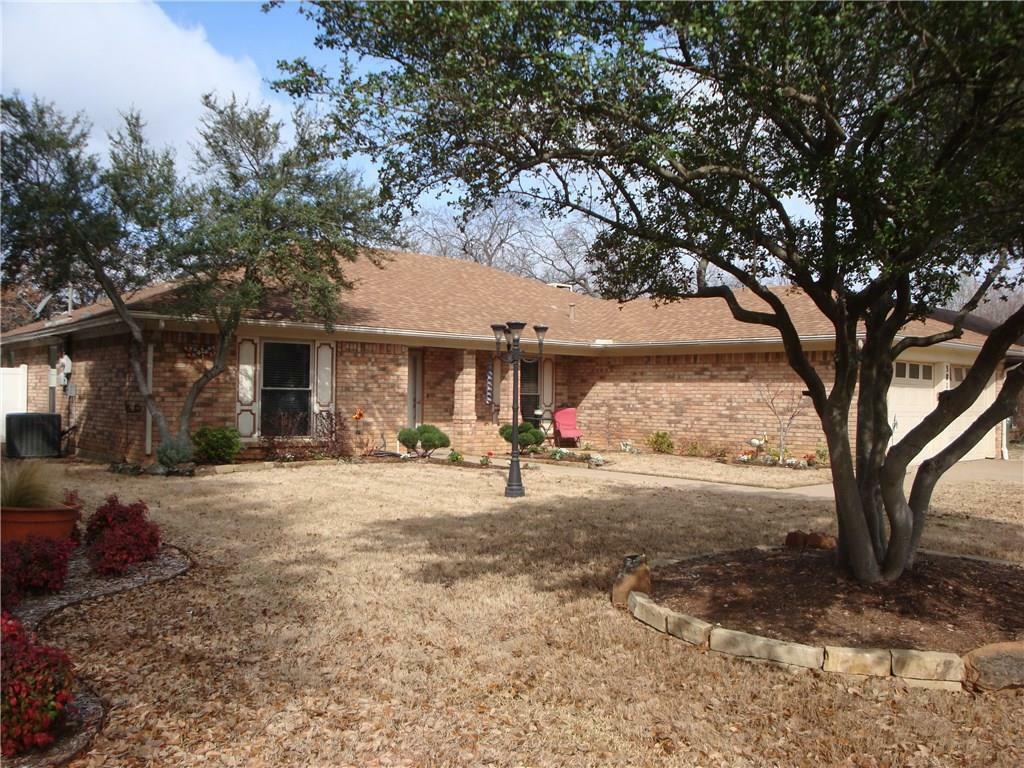 Property Photo: 3818 Twin Creek Drive TX 76015