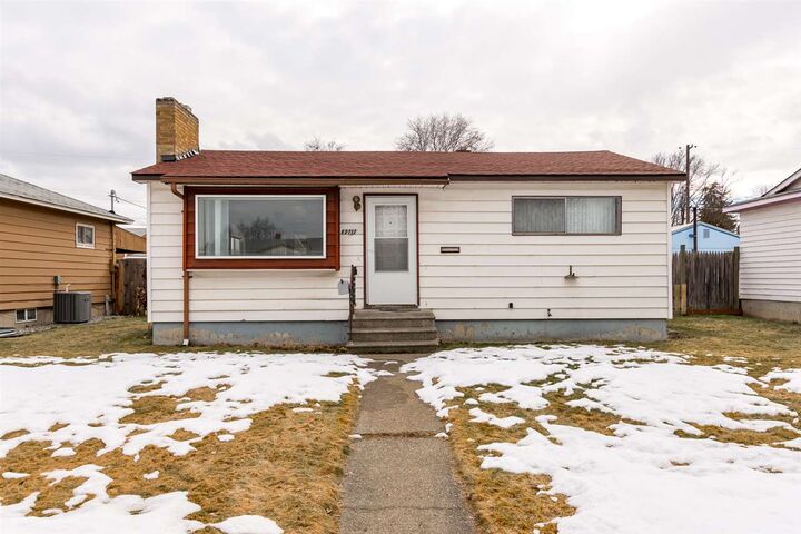 2712 E Marshall Ave  Spokane WA 99207 photo