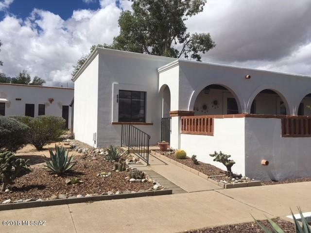 Property Photo:  302 S Paseo Lobo A  AZ 85614 