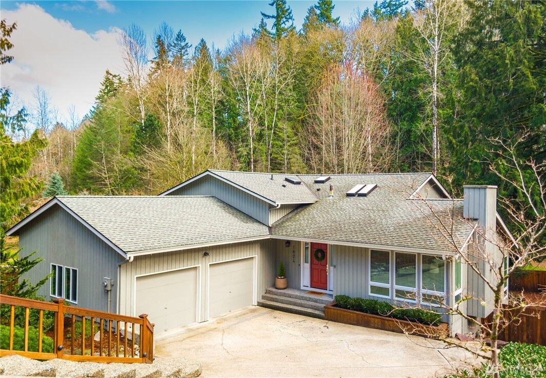 Property Photo: 1824 216th Place NE WA 98074