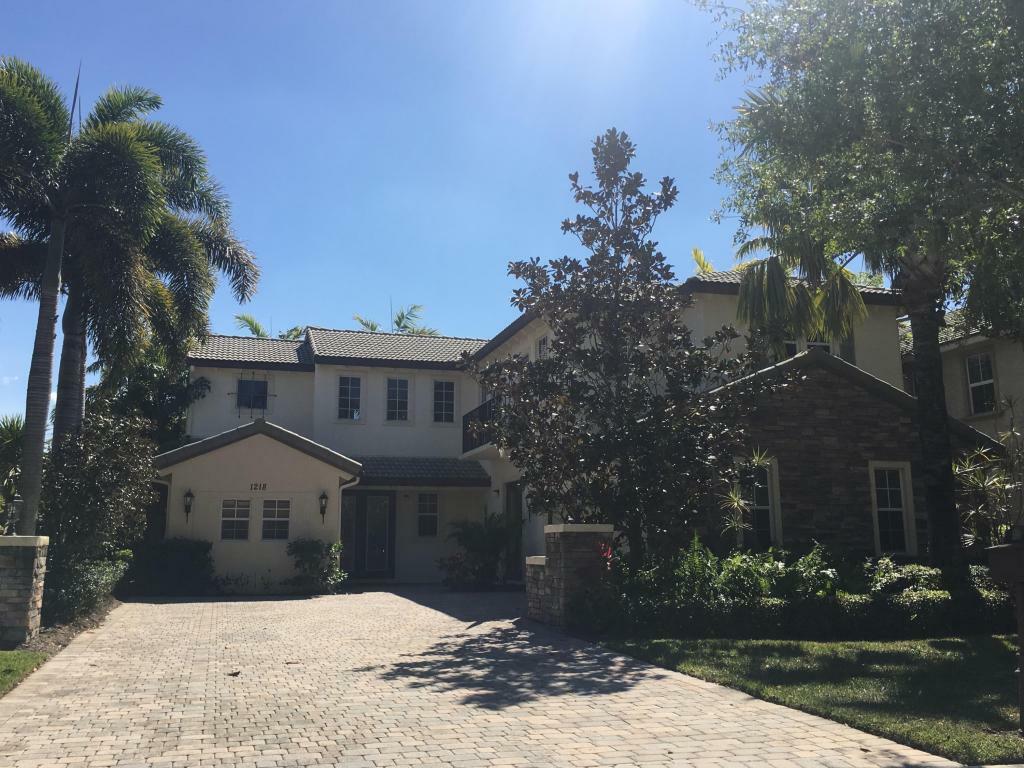 Property Photo:  1218 Merlot Drive  FL 33410 