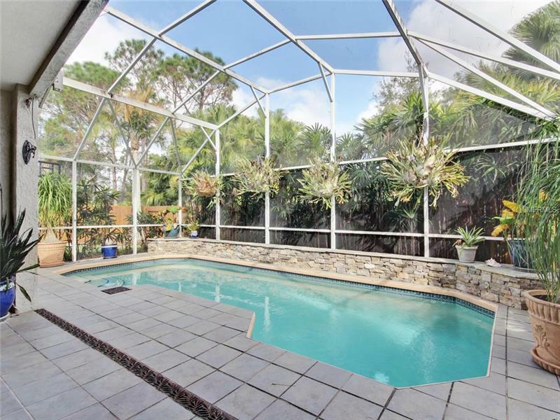 Property Photo:  739 Waterland Court  FL 32828 