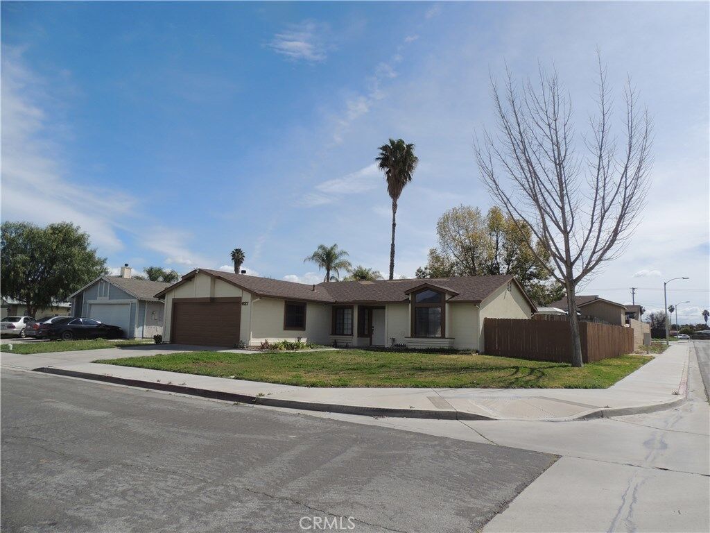 Property Photo:  627 Coolidge Avenue  CA 92543 