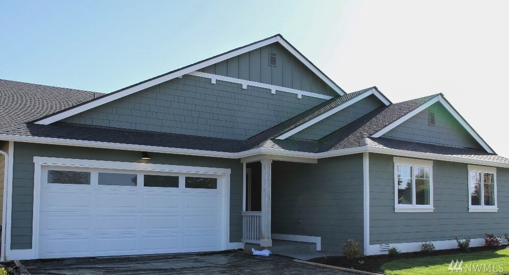 Property Photo:  17254 158th St SE  WA 98272 