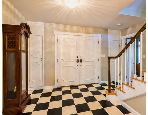 Property Photo: 8 Newtowne Way MA 01824