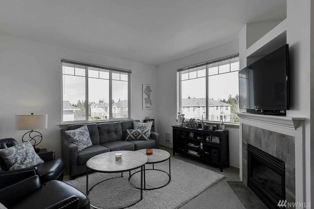 Property Photo: 1129 61st St SE 16-C WA 98092
