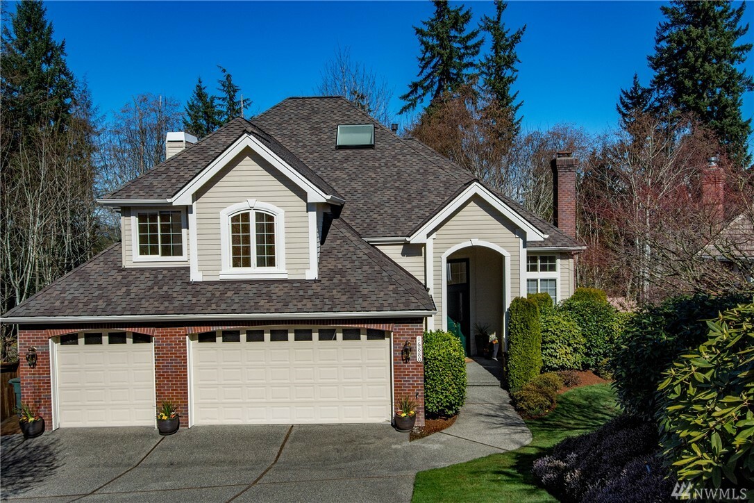 16880 SE 56th Place  Bellevue WA 98006 photo