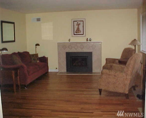 Property Photo:  15731 1st Ave NW  WA 98133 