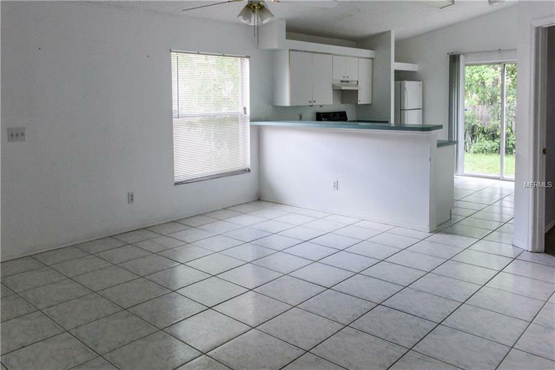 Property Photo:  899 Vista Palma Way  FL 32825 