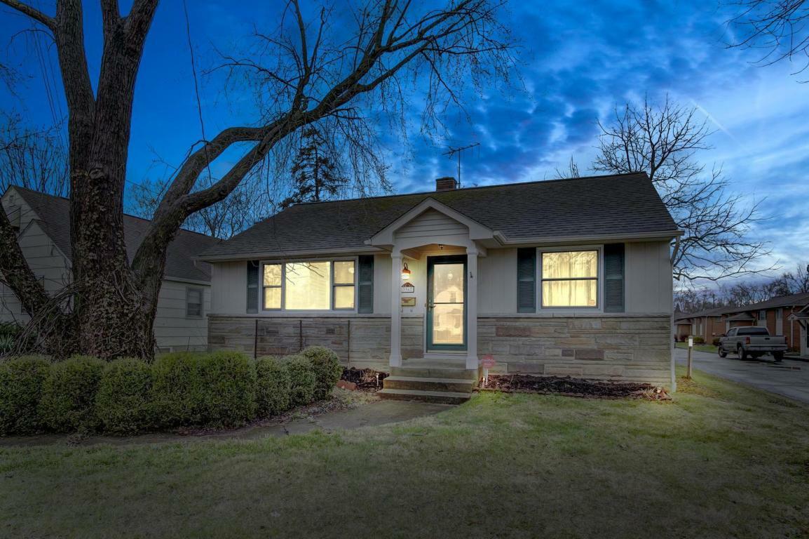 Property Photo:  3367 Maize Road  OH 43224 