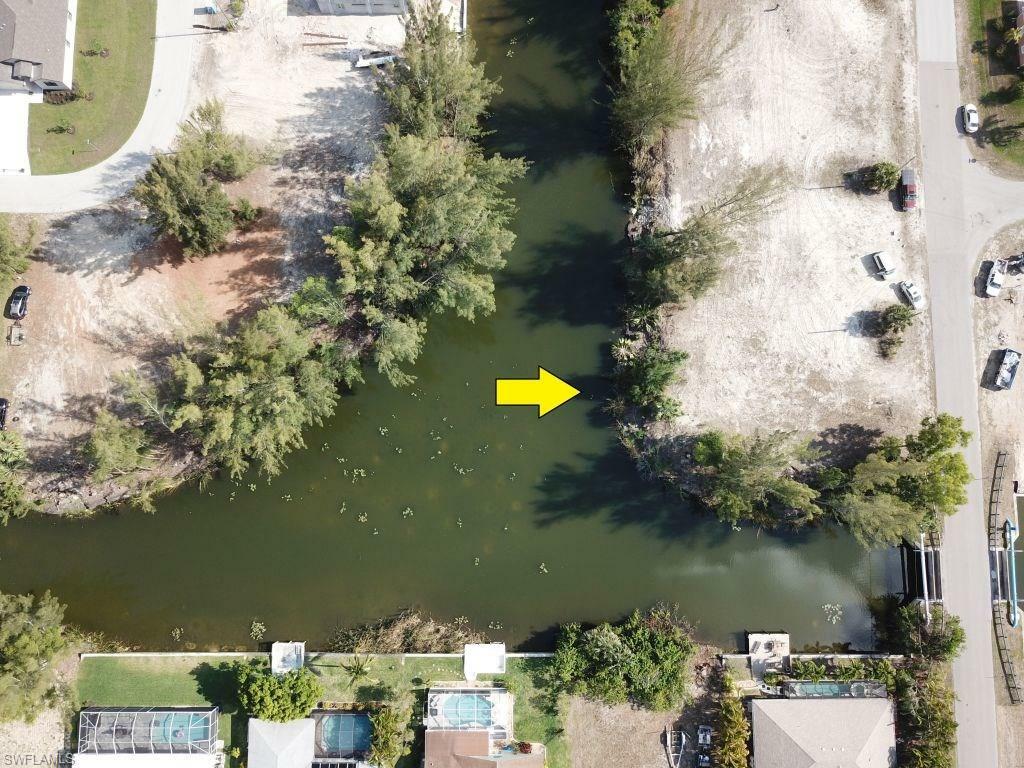 Property Photo: 2313 SW 11th Avenue FL 33991