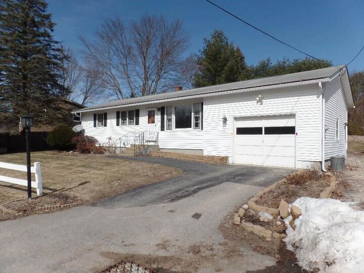Property Photo: 10 Bullard Drive NH 03106