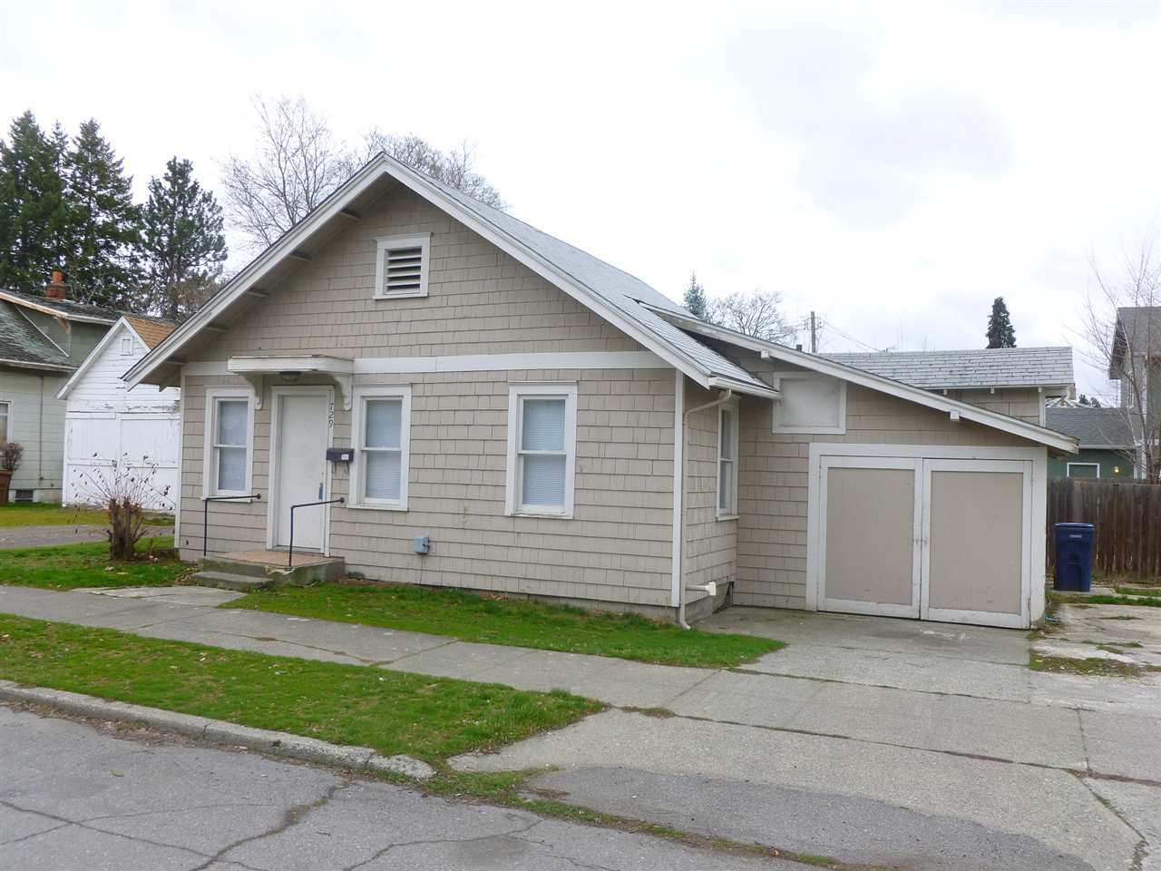 Property Photo:  729 W Dalton Ave  WA 99205 
