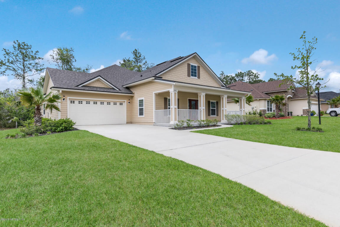 Property Photo: 1942 Elks Path Lane FL 32043