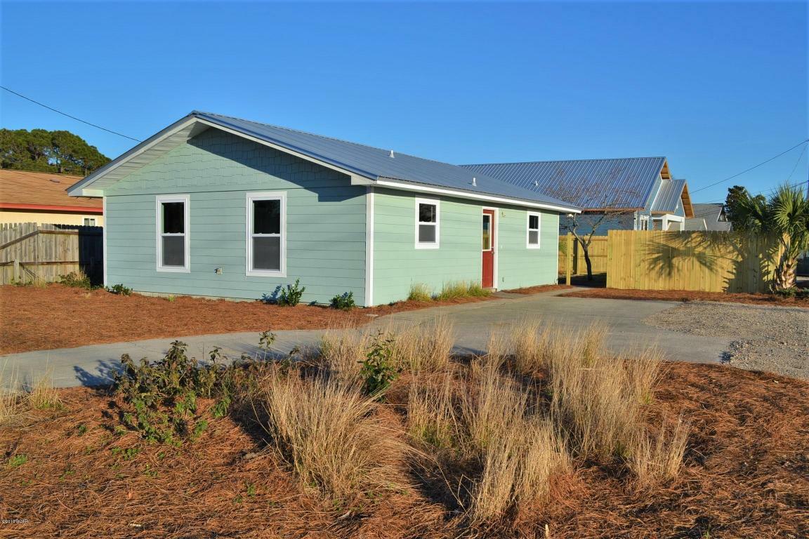 Property Photo: 3831 Biltmore Drive FL 32408