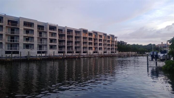 Property Photo:  1889 N Tamiami Trail 521  FL 34234 