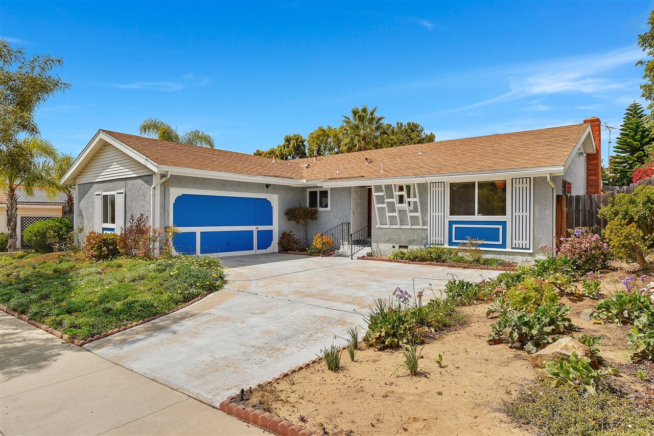 Property Photo:  3118 Ducommun Avenue  CA 92122 