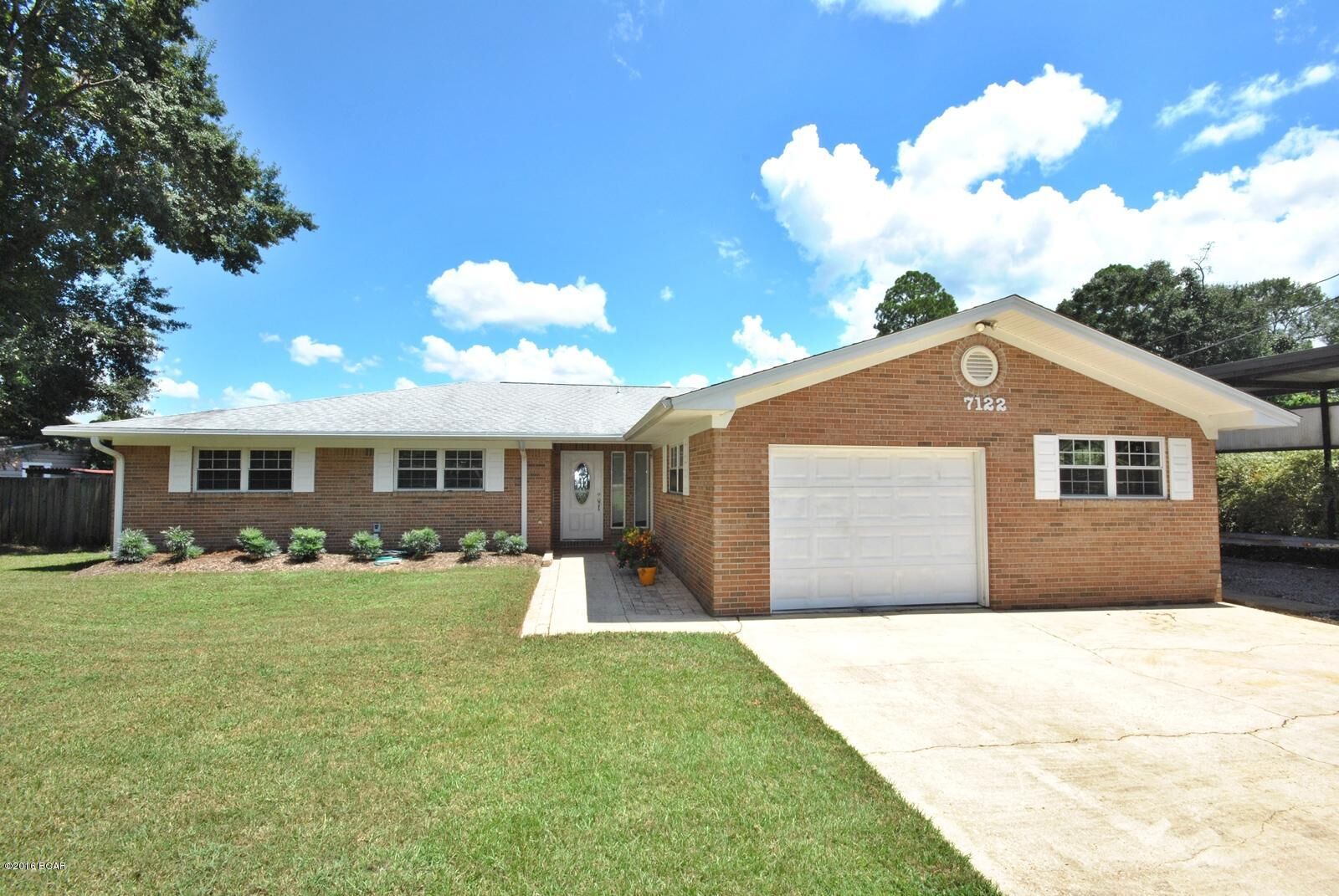 Property Photo: 7122 Bay Crest Road FL 32409