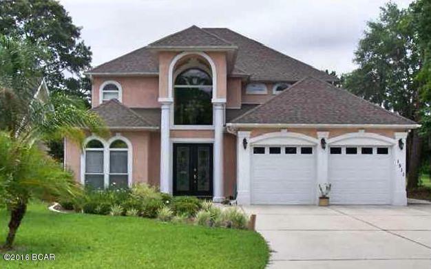 Property Photo:  1511 Country Club Drive  FL 32444 