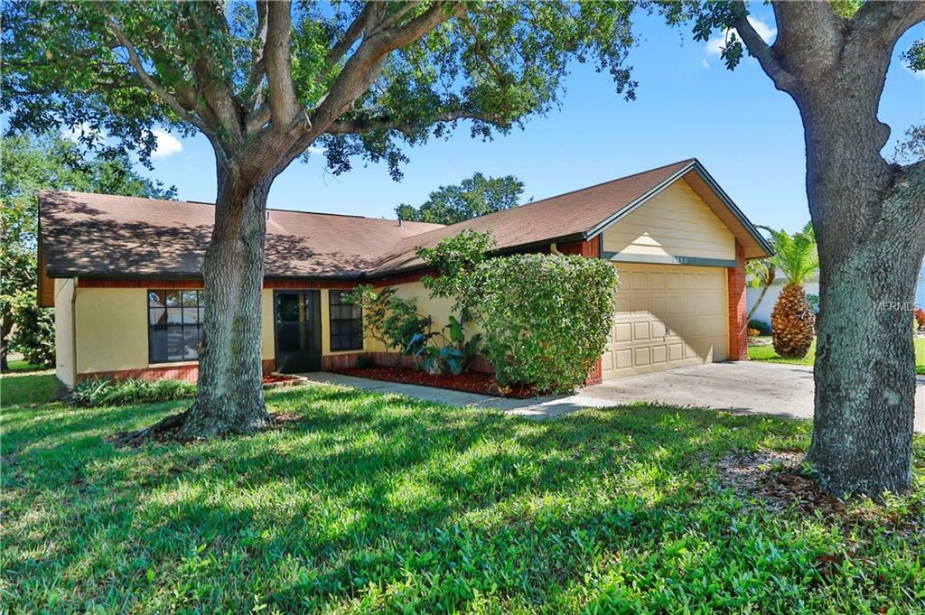Property Photo: 3985 102nd Place N FL 33762