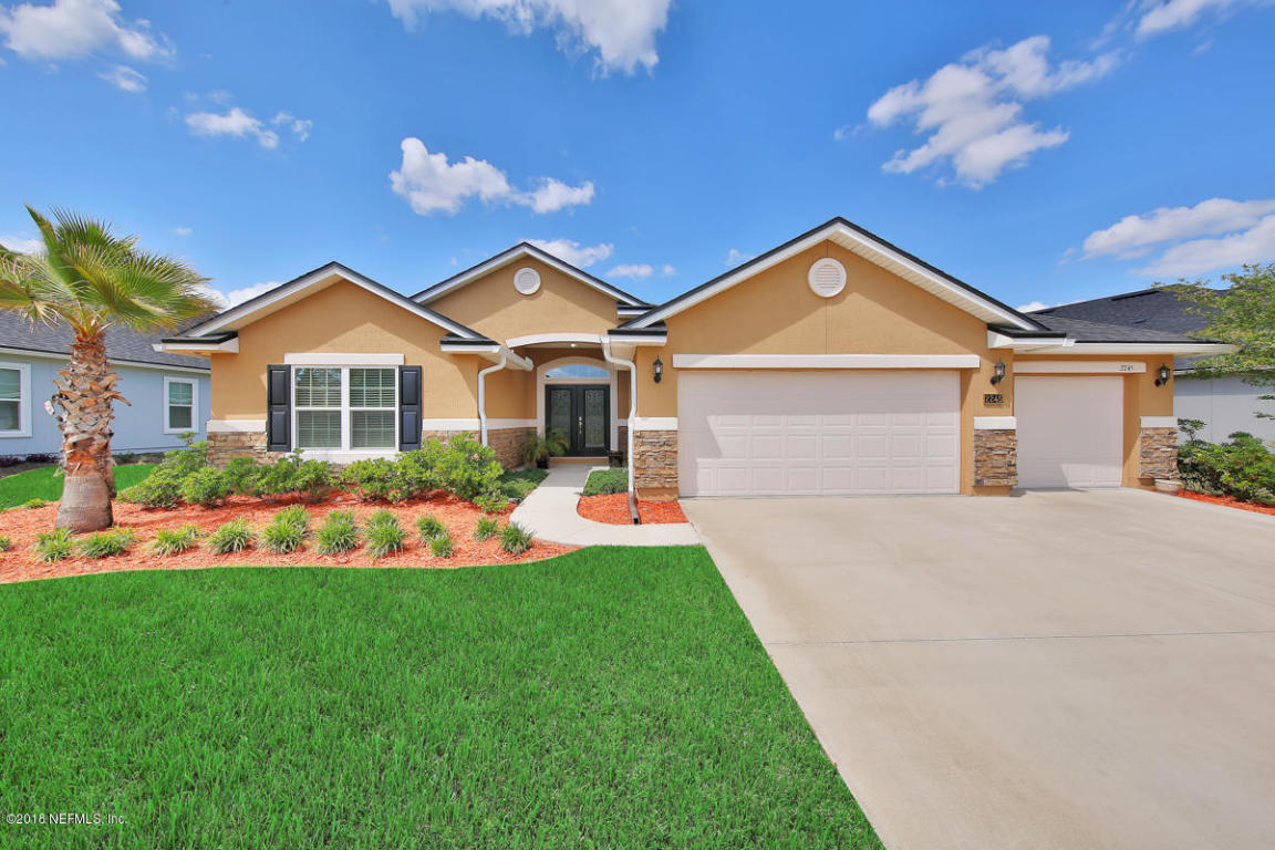 Property Photo:  2245 Club Lake Drive  FL 32065 