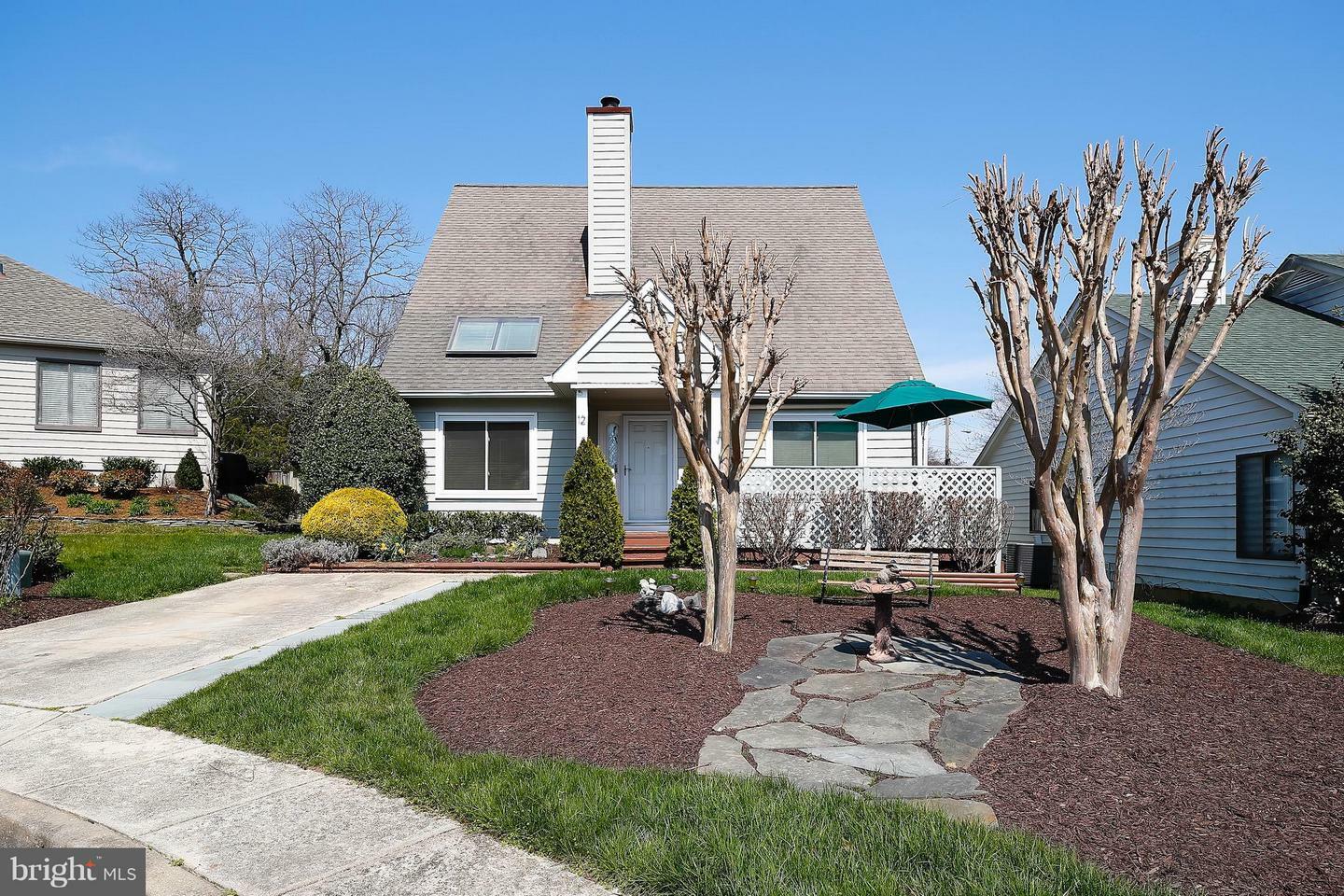 Property Photo: 12 Constitution Square MD 21401