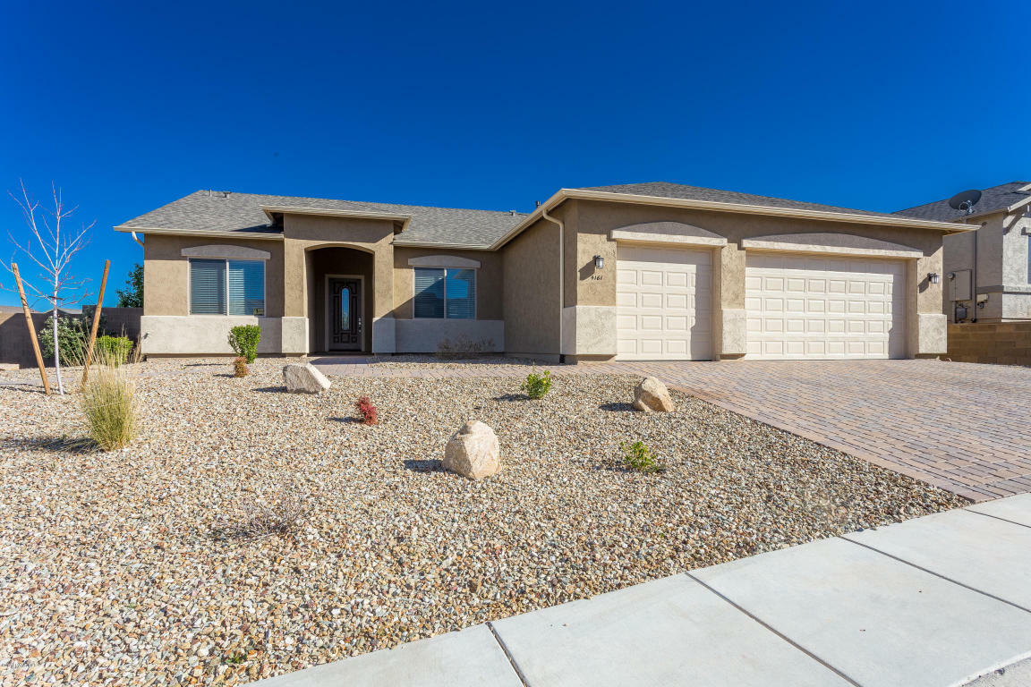 Property Photo:  4161 N Pembroke Street  AZ 86314 