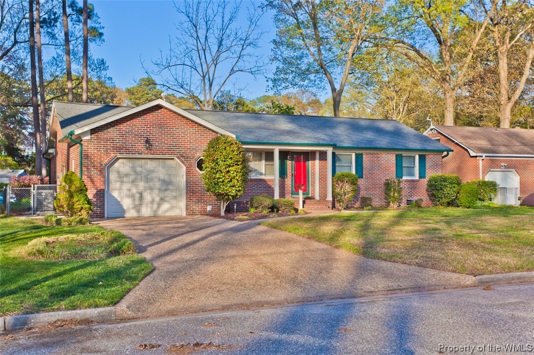 Property Photo:  128 Moline Drive  VA 23606 