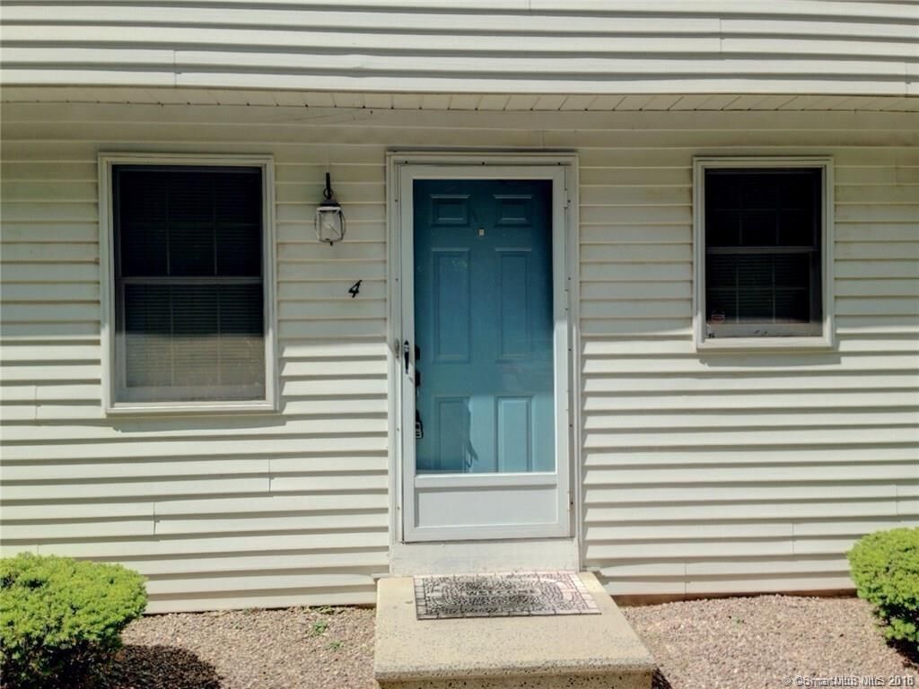 Property Photo: 63 Summit Street 4 CT 06040