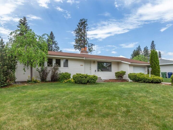 6317 N Winston Dr  Spokane WA 99208 photo