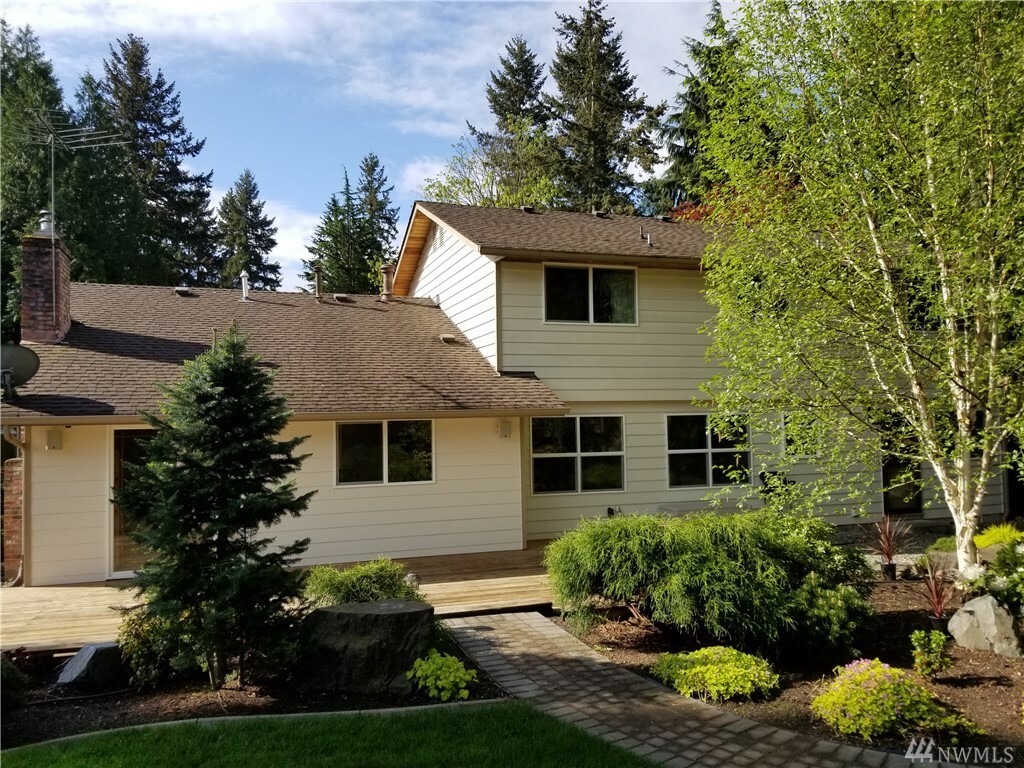 Property Photo: 12440 SE 235th St WA 98031