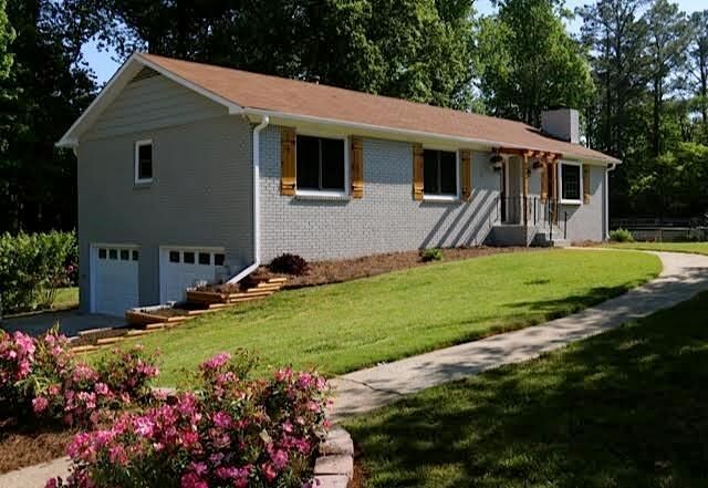 Property Photo: 2584 Sandy Drive 30066